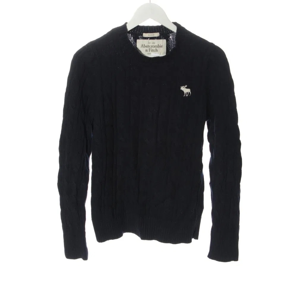 Abercrombie & Fitch Men's Black Crewneck Sweater